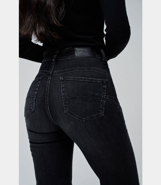 FAITH PUSH IN STRAIGHT SALSA JEANS